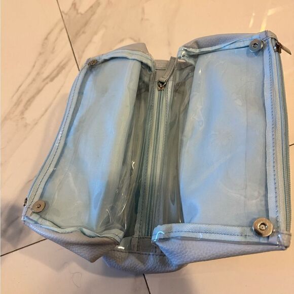 Baby blue leather cosmetic #16 - Picture 2 of 7